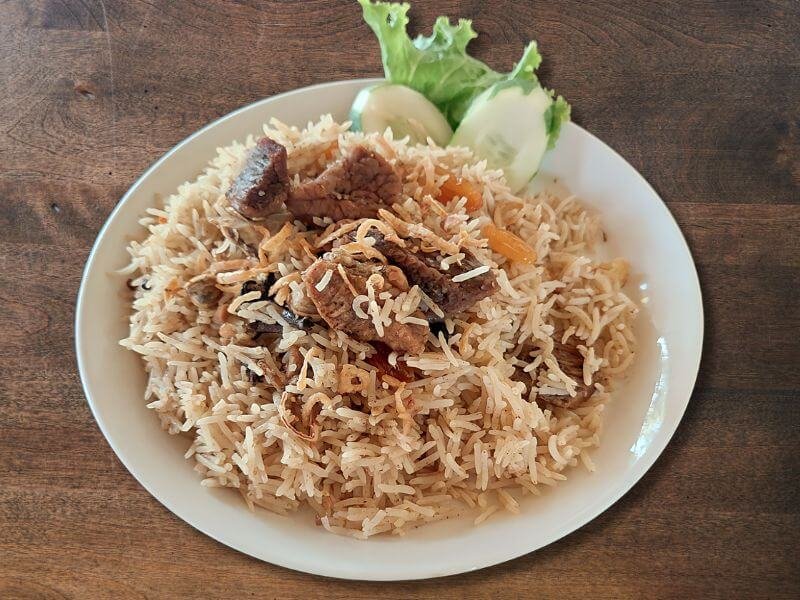 Pakistani Beef Yakhni Pulao Recipe